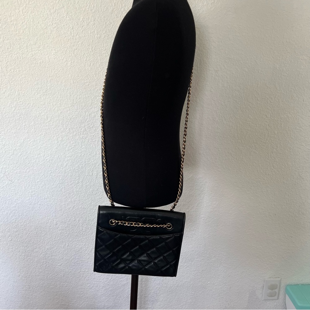 Tory Burch Handbag / Crossbody - Picture 2 of 12
